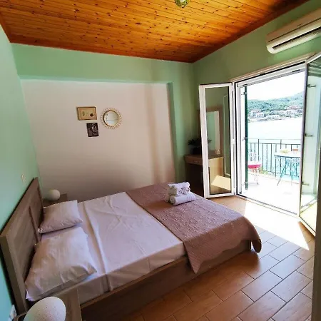 公寓 Lefkada Seascape Captivating 2-bedroom With Breathtaking Views In 塞沃塔