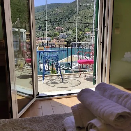 Lefkada Seascape Captivating 2-bedroom With Breathtaking Views In 公寓 *